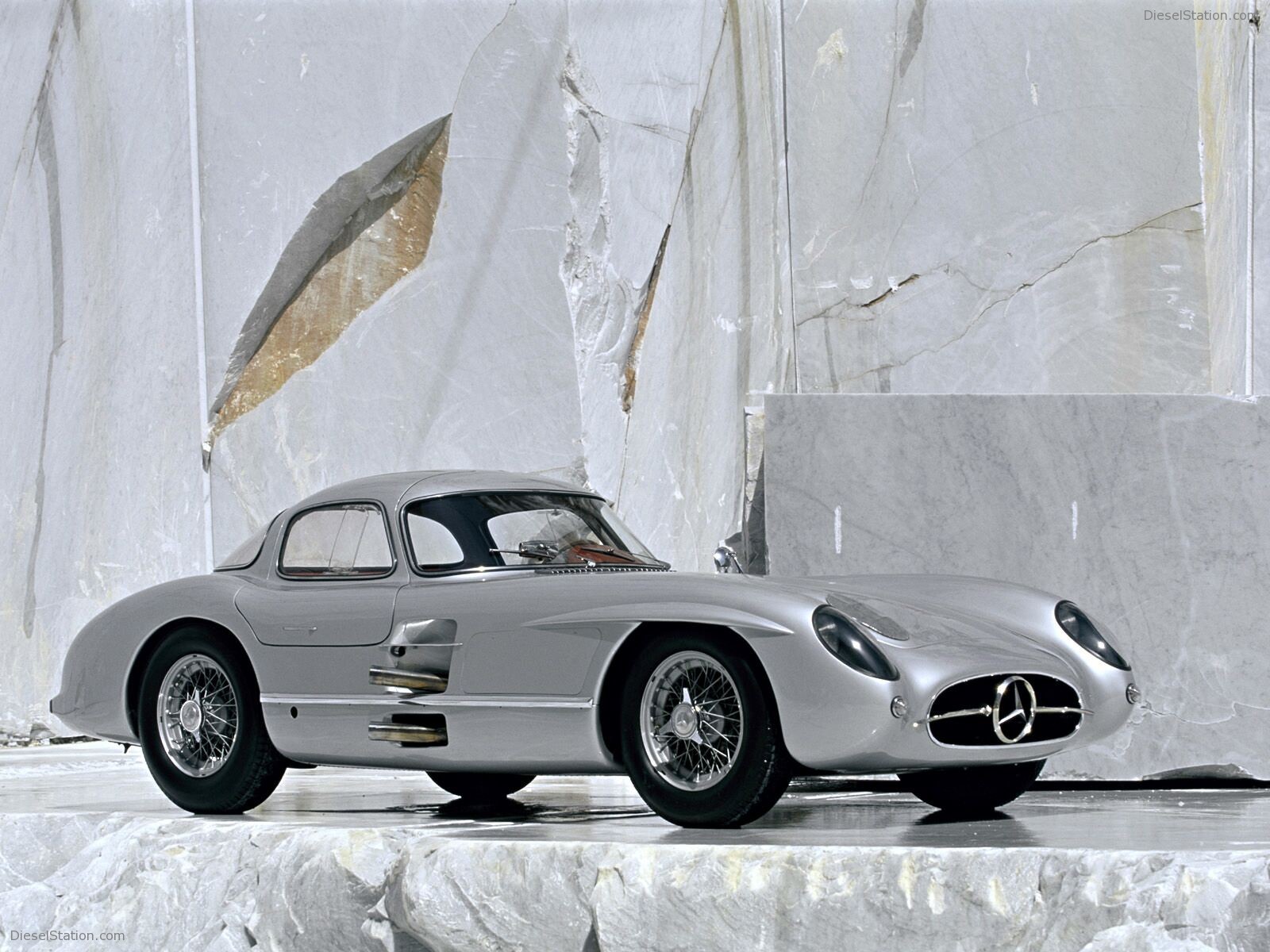 Mercedes SLR Class